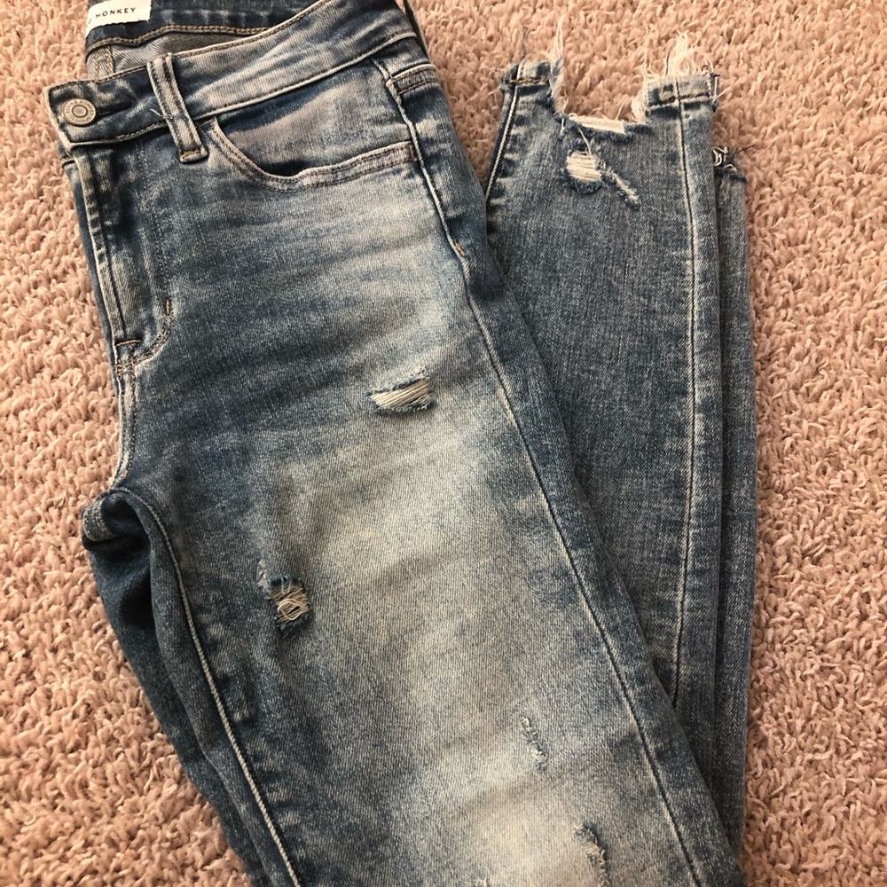 Size 26 light flying monkey skinny jeans